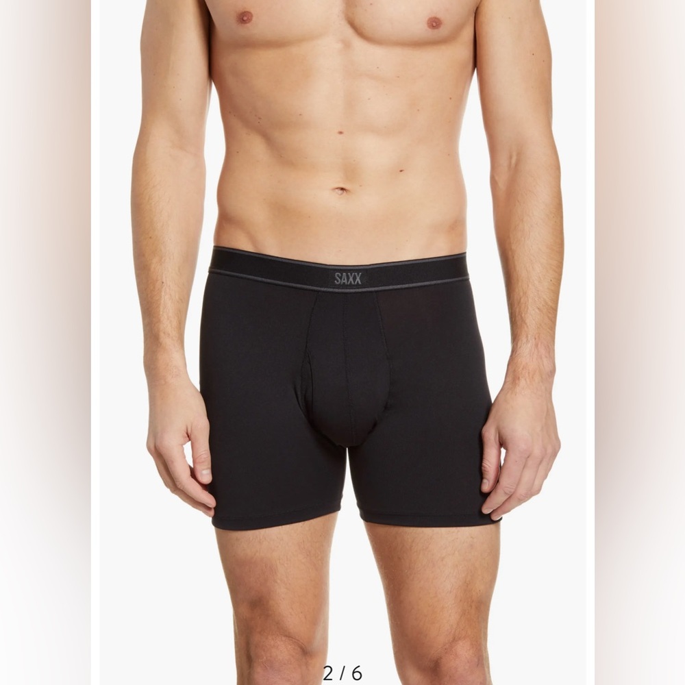 NWOT- SAXX Daytripper Comfort Stretch Boxer Briefs, Black, size small
